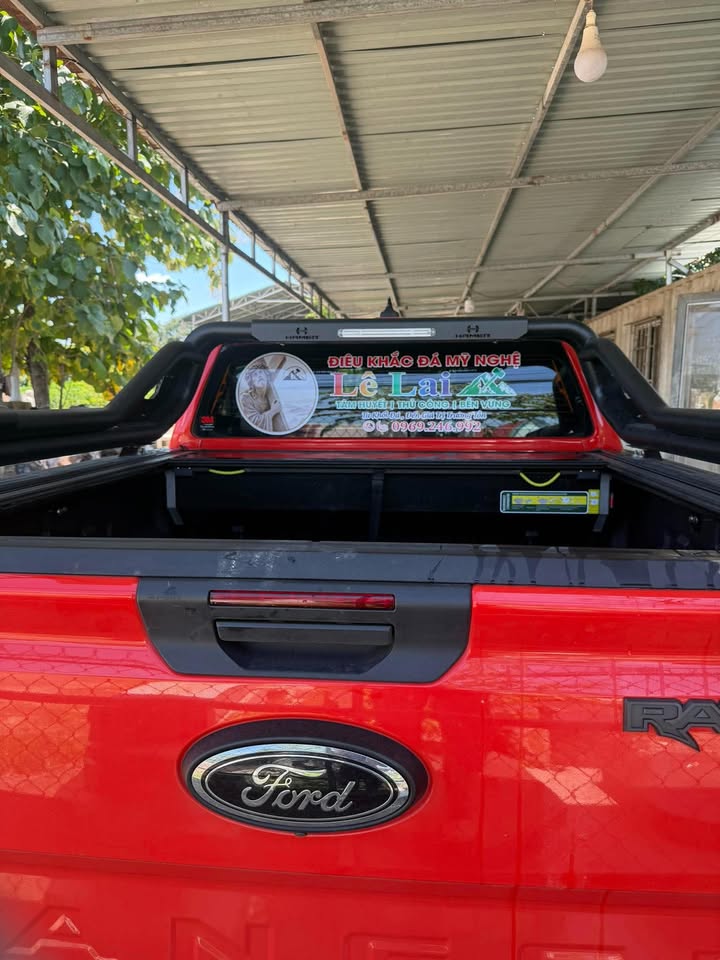 Decal kính xe bán tải