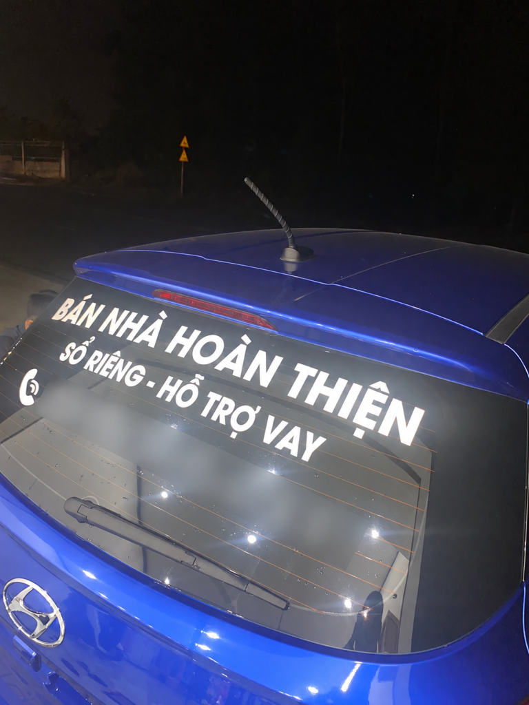 Chữ phản sáng ban đêm